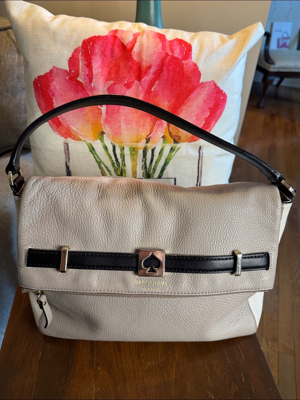 KATE SPADE ♠️ HOUSTON STREET PEBBLED LEATHER Shoulder Bag w/ Black Trim EUC